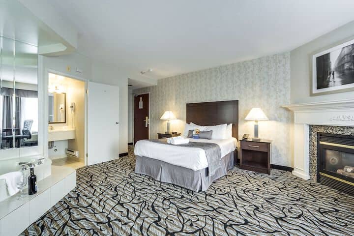Room 15 of 70