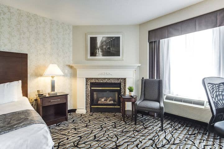 Room 16 of 70